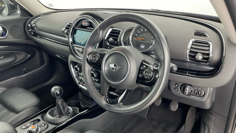 MINI Clubman 1.5 Cooper Exclusive 6dr Petrol Estate